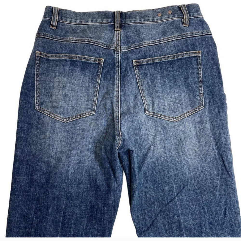 The Cabi 5th Avenue Jean has a slim fit with a gentle flare at the hemlines. - Picture 5 of 6